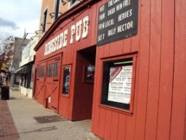 Ringside Pub by null