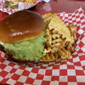 FarmBurguesa - FarmBurguesa Burger - Burgers Near Me - Vinton, Virginia FarmBurguesa - FarmBurguesa Burger - Burgers Near Me - Vinton, Virginia