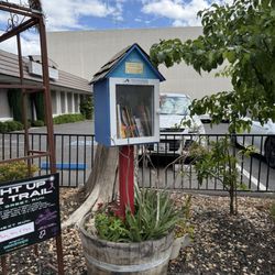 The Queen Bean Coffee House