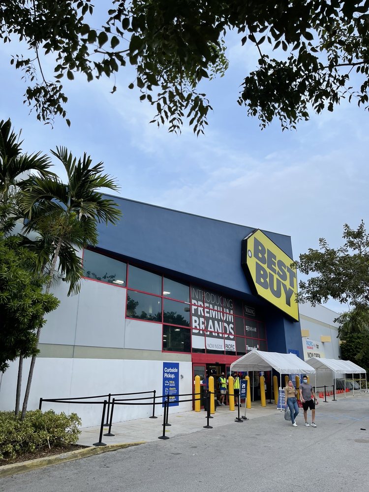 BEST BUY MIAMI Updated August 2024 62 Photos & 118 Reviews