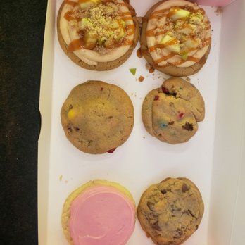 Crumbl - Concord - Cookies - Bakeries Near Me - Concord, California