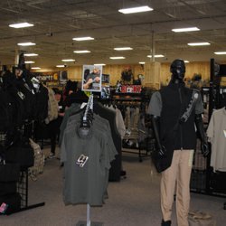 Fin Feather Fur Outfitters - Boardman - All your top clothing brands including: Columbia, North Face, Underarmour, 5.11, Carhartt & more!