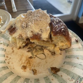 Hen Mother Cookhouse - Cinnabon - Breakfast & Brunch Near Me - Johns Creek, Georgia Hen Mother Cookhouse - Cinnabon - Breakfast & Brunch Near Me - Johns Creek, Georgia