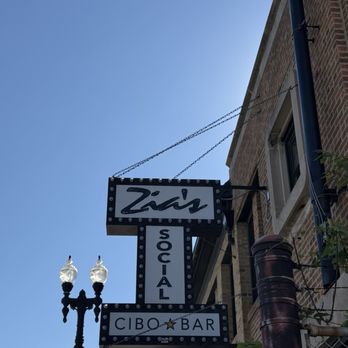 Zia’s Social - First time here!! - Italian Near Me - Chicago, Illinois Zia’s Social - First time here!! - Italian Near Me - Chicago, Illinois