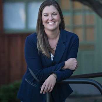 Lauren Bushell - Re/Max Gold - Real Estate Agents Near Me - Folsom, California Lauren Bushell - Re/Max Gold - Real Estate Agents Near Me - Folsom, California