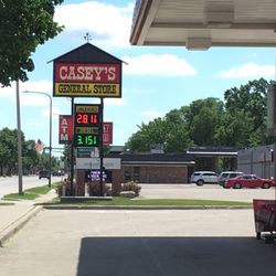 Casey's - Litchfield, Mn. Casey's.