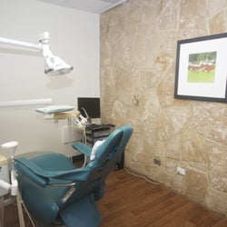 Endodontic Associates - Relaxing operating room