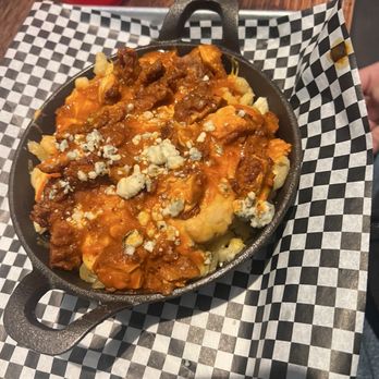 MC’s Garage - Buffalo chicken Mac - Burgers Near Me - Mankato, Minnesota