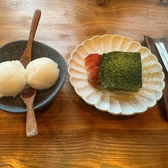Fish & Bird Sousaku Izakaya - Yuzu sorbet and matcha tiramisu - Izakaya Near Me - Berkeley, California Fish & Bird Sousaku Izakaya - Yuzu sorbet and matcha tiramisu - Izakaya Near Me - Berkeley, California