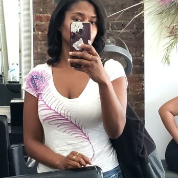 Nie Alston - Hair Stylists Near Me - Brooklyn, New York