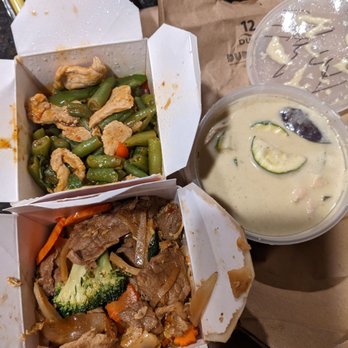 Amazing Thai Cuisine - Green Bean Pad Prig Khing pork, Pad Khi Mao beef, Green Curry with chicken - Thai Near Me - Seattle, Washington Amazing Thai Cuisine - Green Bean Pad Prig Khing pork, Pad Khi Mao beef, Green Curry with chicken - Thai Near Me - Seattle, Washington