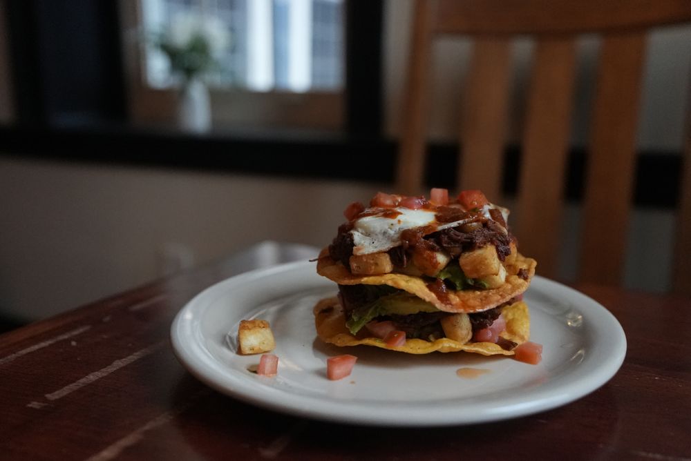 KRO's On The Common Logo