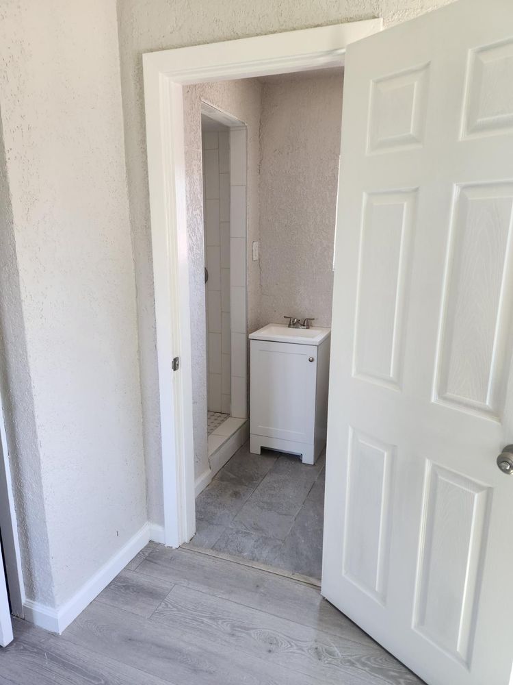 Slide of TJ’s Handyman