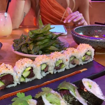 Lucky Robot Restaurant - Sushi Bars Near Me - Austin, Texas Lucky Robot Restaurant - Sushi Bars Near Me - Austin, Texas