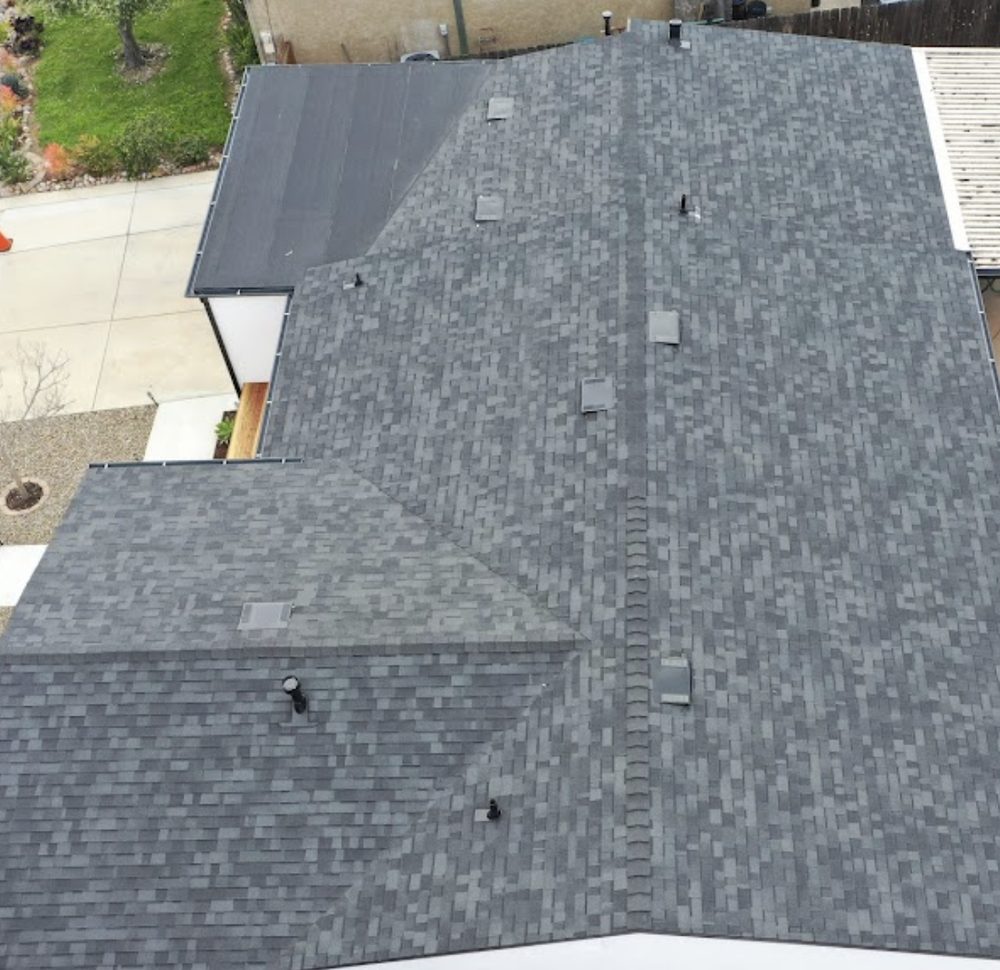 Slide of Grizzly Roofing