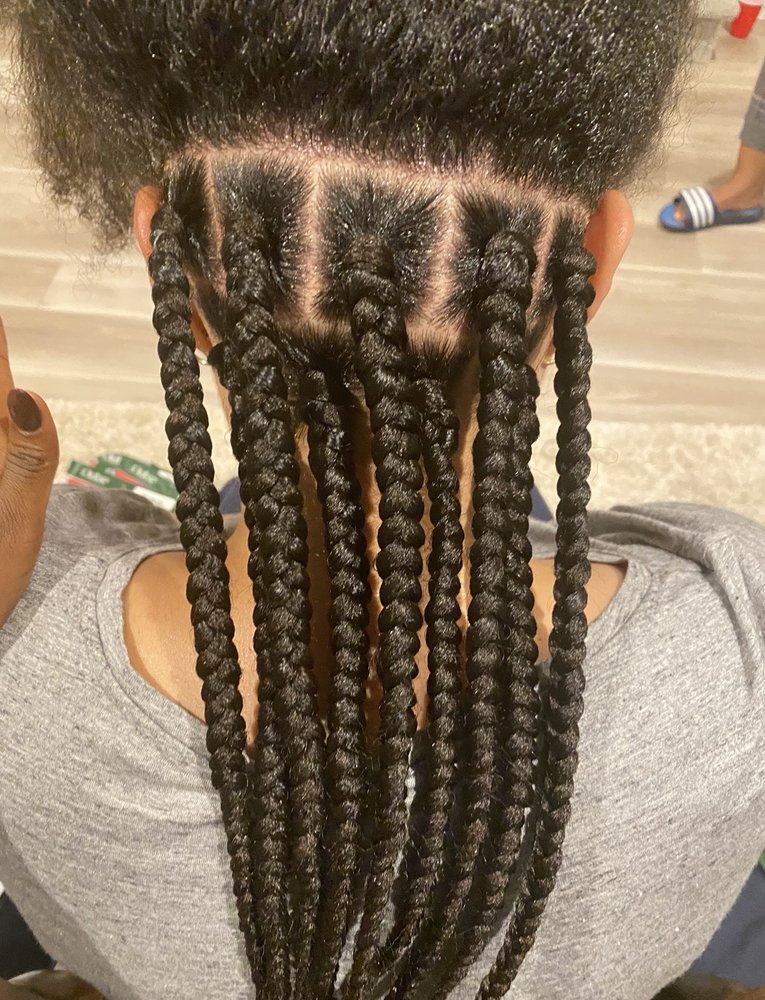Nyasha Hair Braiding Logo