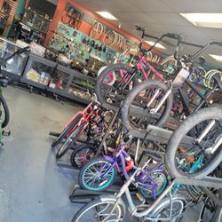 Retro Xpress Bicycles - A bunch of used and new bikes
