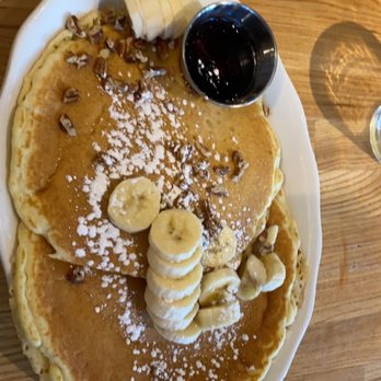 Eggy's Diner Chicago - Banana Pecan Pancakes - Breakfast & Brunch Near Me - Chicago, Illinois