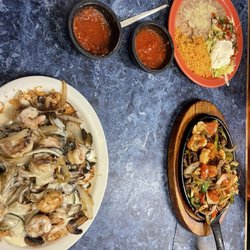 Manantial Mexican Grill - Our table
