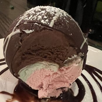 Gianni & Mac's Ristorante - Inside the chocolate shell! - Italian Near Me - Marietta, Georgia Gianni & Mac's Ristorante - Inside the chocolate shell! - Italian Near Me - Marietta, Georgia