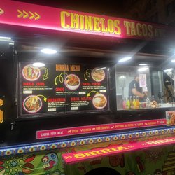 Chinelos Tacos Birria