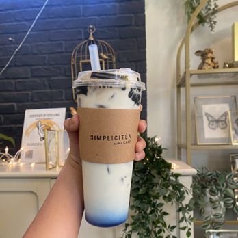 Burosu Ramen - Dreamy Blue Milk Tea with grass jelly (Herbal) - Ramen Near Me - Studio City, California Burosu Ramen - Dreamy Blue Milk Tea with grass jelly (Herbal) - Ramen Near Me - Studio City, California