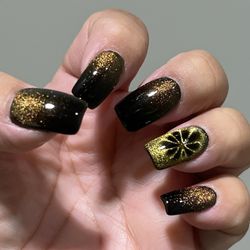Today Nails - Wicked vibes shimmering through