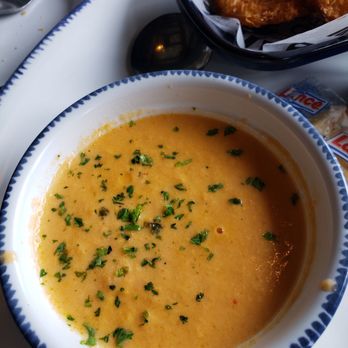 Red Lobster - Creamy lobster bisque - Seafood Near Me - Colonie, New York