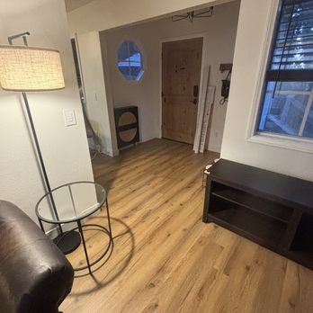 LG Flooring Solutions - Flooring Near Me - Corona, California LG Flooring Solutions - Flooring Near Me - Corona, California
