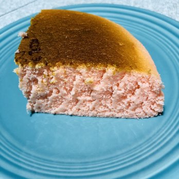 Uncle Tetsu - Strawberry cheesecake slice - Japanese Near Me - Arcadia, California Uncle Tetsu - Strawberry cheesecake slice - Japanese Near Me - Arcadia, California