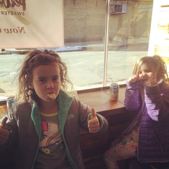 Palmer's Bakehouse - Two thumbs up - Bakeries Near Me - Maplewood, New Jersey