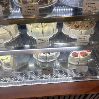 Gu-eum Cake & Bakery - Bakeries Near Me - Saratoga, California Gu-eum Cake & Bakery - Bakeries Near Me - Saratoga, California