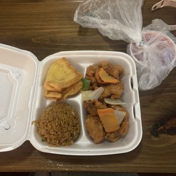 China Wok - 1. Sweet and Sour Chicken Combo Platter - Chinese Near Me - Saint Louis, Missouri China Wok - 1. Sweet and Sour Chicken Combo Platter - Chinese Near Me - Saint Louis, Missouri