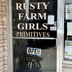 Rusty Farm Girls Primitives - Signage.