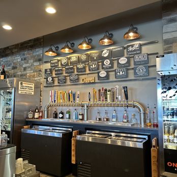 One North Kitchen & Bar - Bar Taps - New American Near Me - Jackson, Michigan