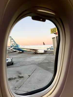 Alaska Airlines - LAX by null