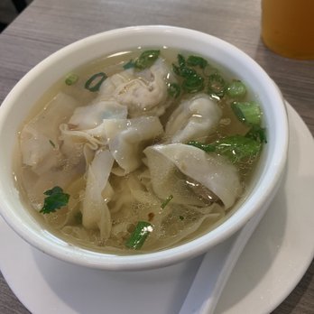 Kim’s Pho & Grill - Wonton Soup with chewy meat. But looks tasty. - Vietnamese Near Me - Houston, Texas