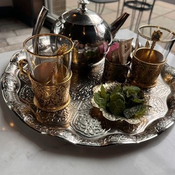 Tanoor Bellevue - Hot Tea with mint - Halal Near Me - Bellevue, Washington