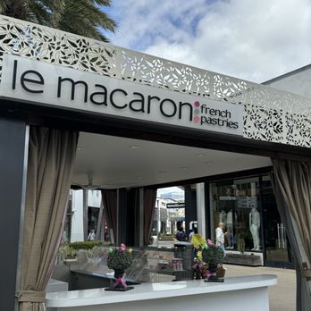 Le Macaron French Pastries - Shaun Rossettos at Le Macaron, UTC Mall - Macarons Near Me - La Jolla, California