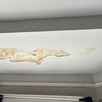 Independent Painters - Before - Paint had suffered some water damage a few years ago. This was the result of them scraping off all of the damaged paint. - Painters Near Me Independent Painters - Before - Paint had suffered some water damage a few years ago. This was the result of them scraping off all of the damaged paint. - Painters Near Me