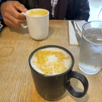 Aunts et Uncles - Turmeric Latte - Vegan Near Me - Brooklyn, New York Aunts et Uncles - Turmeric Latte - Vegan Near Me - Brooklyn, New York