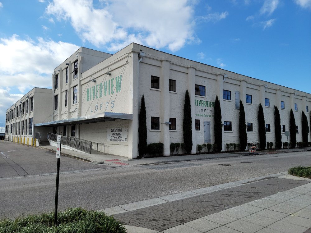 RIVERVIEW LOFTS Updated September 2024 19 Photos & 18 Reviews 139