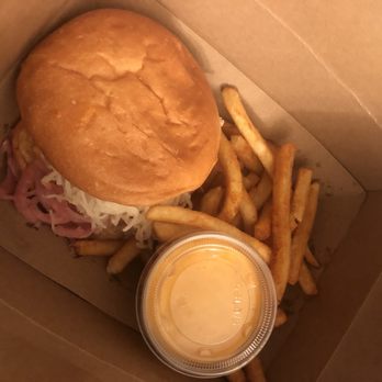 Holdaak Fried Chicken - Chicken Shop Near Me - Fullerton, California