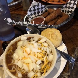 Luke warm chili. Over cooked mozzarella sticks... Luke warm chili. Over cooked mozzarella sticks...