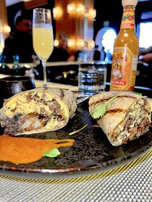 THE Blvd Restaurant and Lounge by null