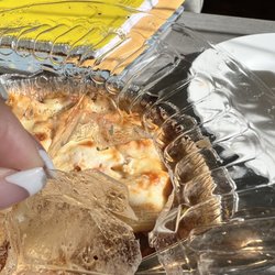 Joe's Pizza & Pasta - Large gaping hole in lid