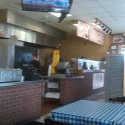 Dickey's Barbecue Pit - Inside front counter