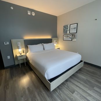 Element Miami Brickell - Hotels Near Me - Miami, Florida Element Miami Brickell - Hotels Near Me - Miami, Florida