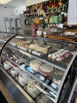 Daniel's Bakery by null
