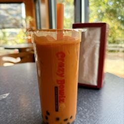 Crazy Bowlz - Thai tea with tapioca